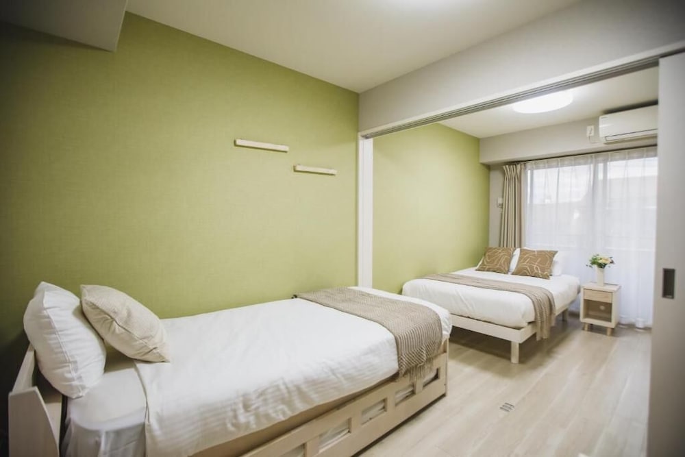 プレミアム アパートメント バルコニー シティビュー 客室3 | R Residences Namba South 1