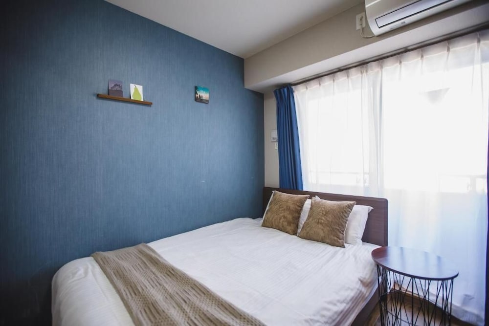 プレミアム アパートメント バルコニー シティビュー 客室2 | R Residences Namba South 1