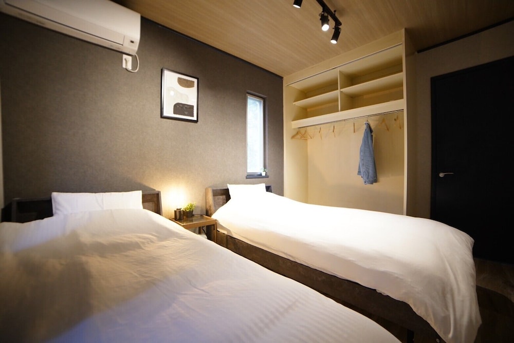 ハウス 4 ベッドルーム 禁煙 簡易キッチン 客室1 | Route 99 Miyagino