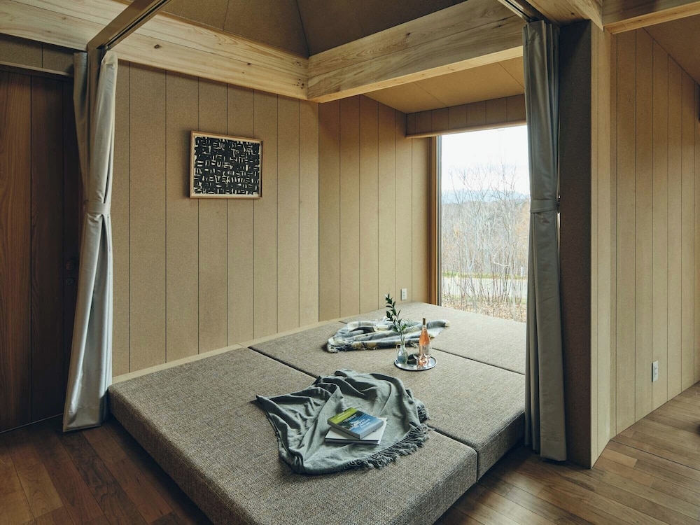 プライベートサウナ付き 一棟貸しスイートキャビン 禁煙 内装3 | SANU 2nd Home ニセコ 1st