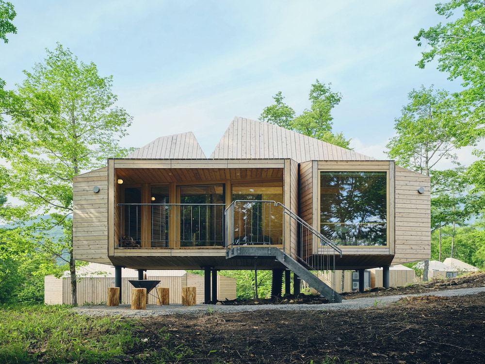 ハウス 男女共用ドミトリー 専用バスルーム ガーデンビュー 外観0 | SANU 2nd Home 蓼科 1st