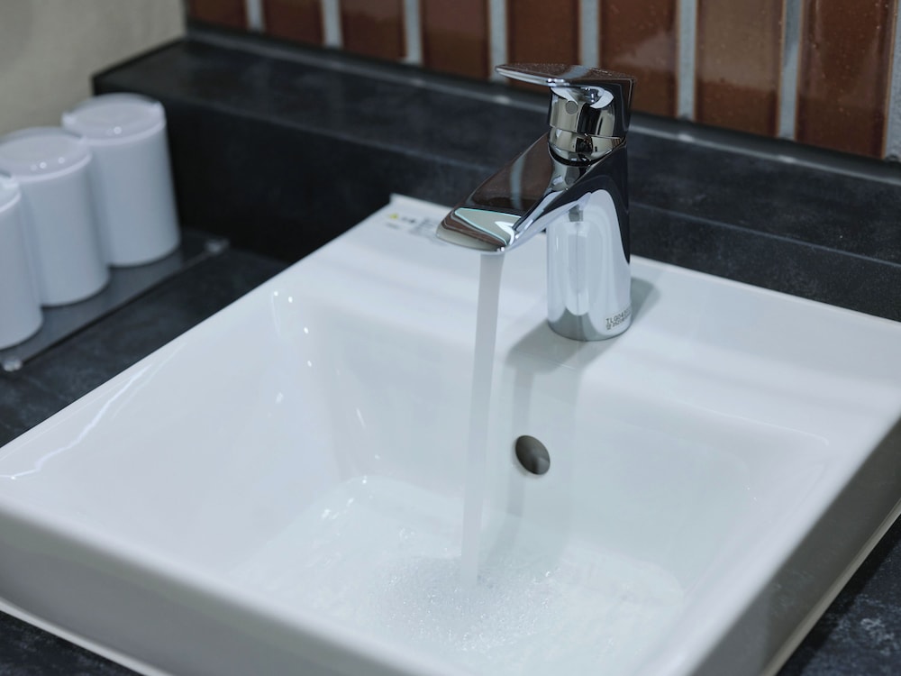 お部屋タイプおまかせ (禁煙) (ベッドタイプ確約無し） バスルーム1 | Premium Apart MONday 浜松町ステーション