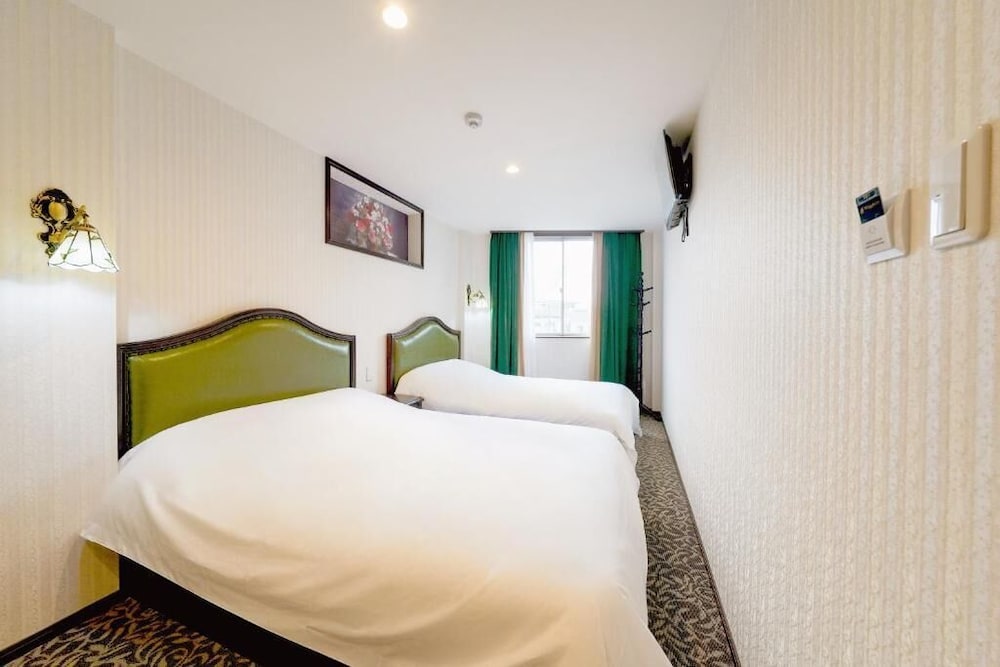 スタンダード トリプルルーム シティビュー 客室3 | 大同 Garden Hotel Osaka