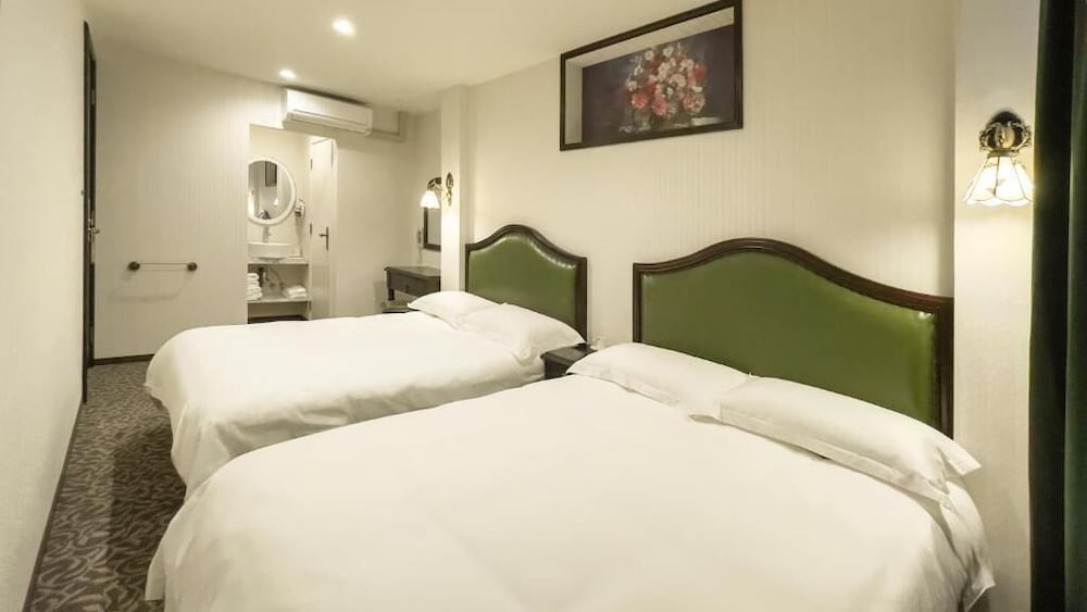 スタンダード トリプルルーム シティビュー 客室2 | 大同 Garden Hotel Osaka