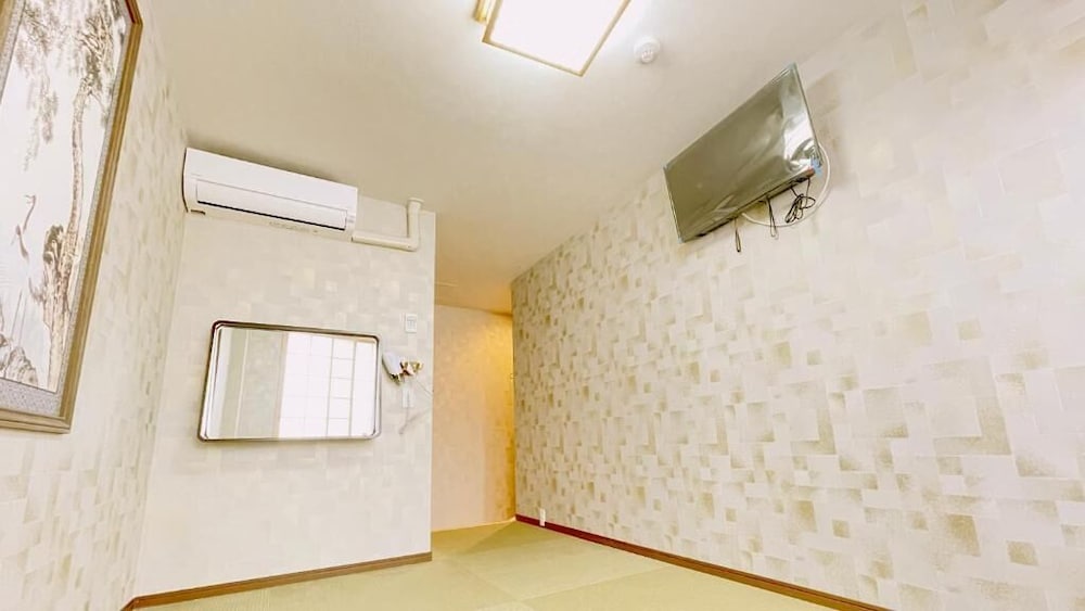 和風トリプルルーム シティビュー 内装0 | 大同 Garden Hotel Osaka