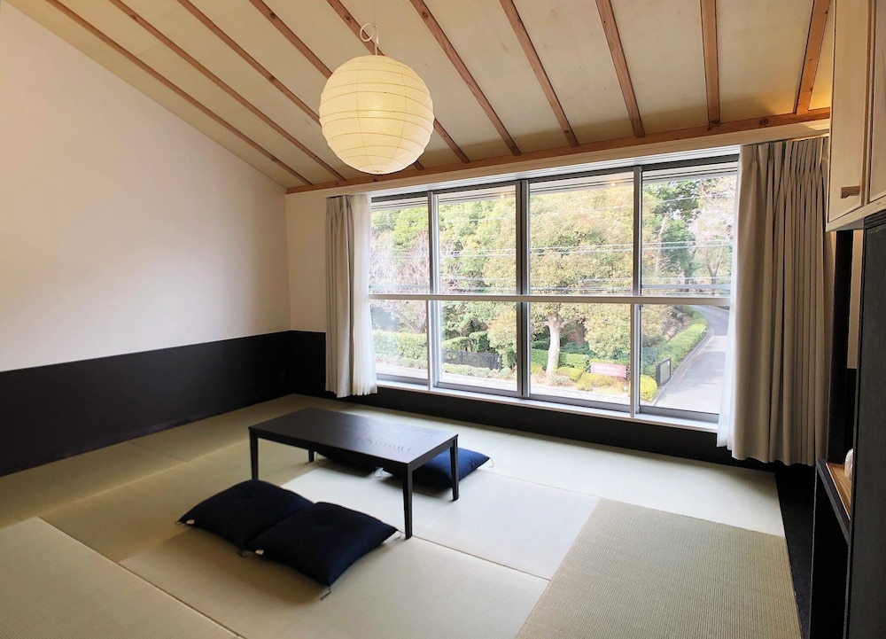 ルーム 客室4 | ラピス城ヶ崎 B&B