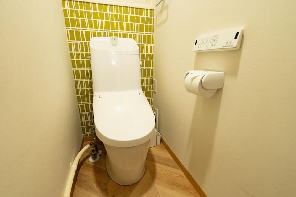 ヴィラ 禁煙 マウンテンビュー バスルーム1 | かんたろうもねたろうの母屋