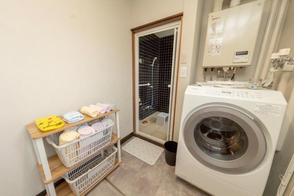 ヴィラ バスルーム0 | かんたろうもねたろうの円宿