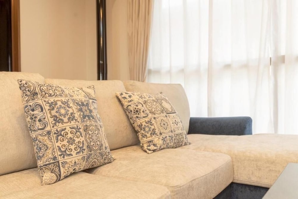 ヴィラ リビング エリア0 | かんたろうもねたろうの円宿