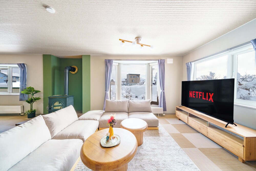 アパートメント リビング エリア12 | THE CRANE SANCTUARY KAMIFURANO