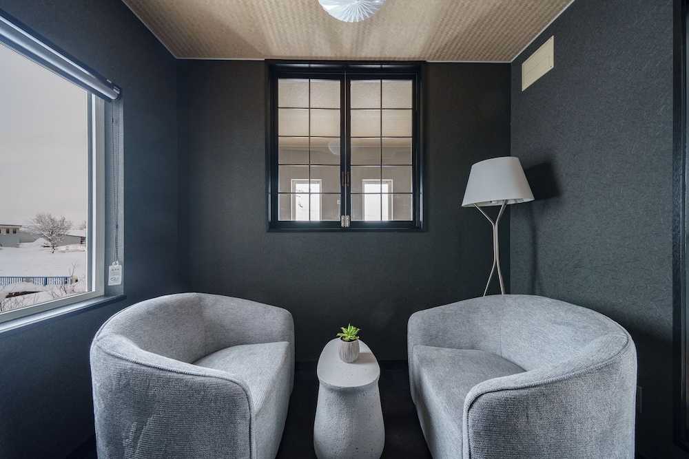 アパートメント リビング エリア0 | THE CRANE SANCTUARY KAMIFURANO