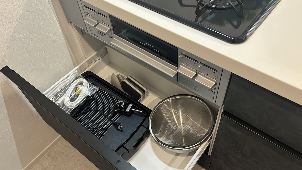 ルーナ (最大5名): バレルサウナ&ジェットバス･焚火&BBQグリル完備 禁煙 専用キッチン2 | Solana 木更津