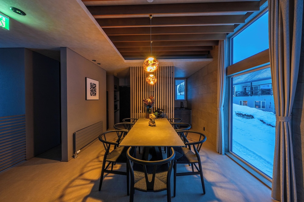 アパートメント レストラン12 | FURANO ECLAT