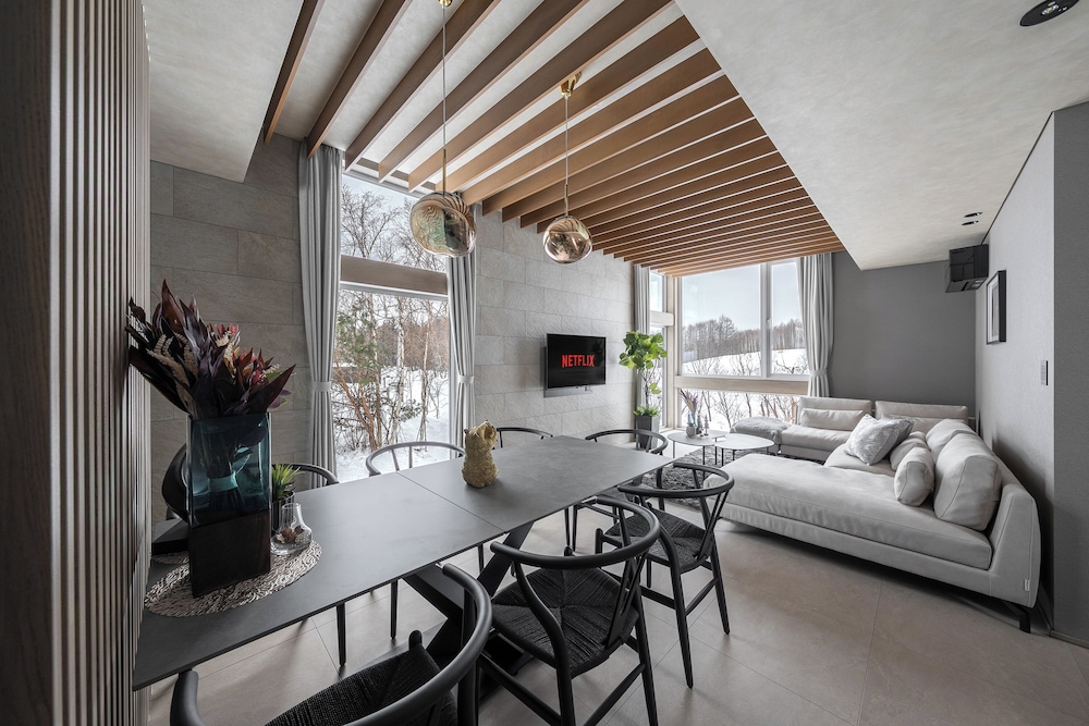 アパートメント レストラン4 | FURANO ECLAT