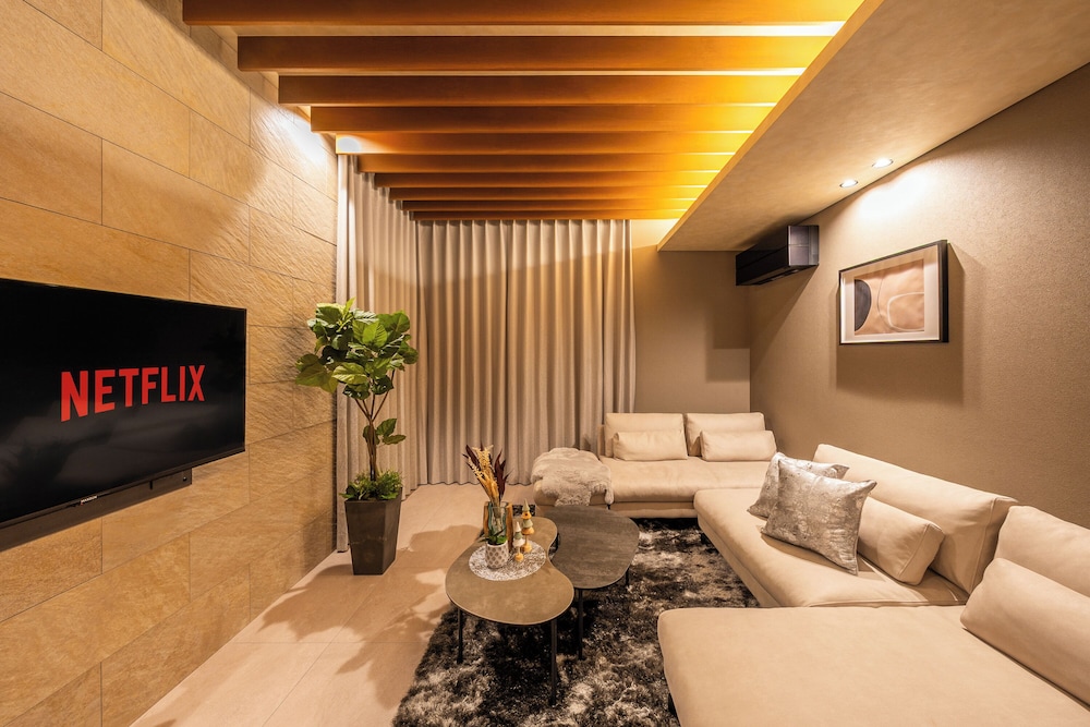 アパートメント リビング エリア13 | FURANO ECLAT