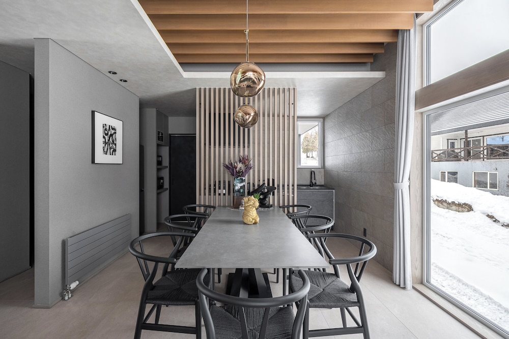 アパートメント レストラン3 | FURANO ECLAT