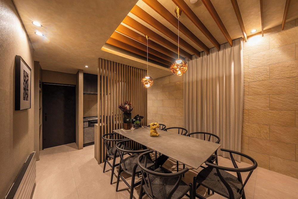 アパートメント レストラン8 | FURANO ECLAT