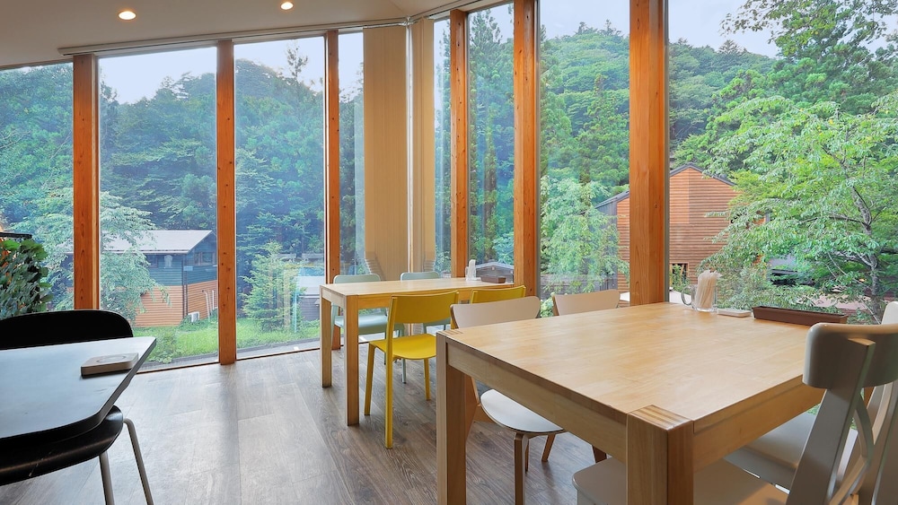 レストラン1 | 温泉グランピングShimaBlue