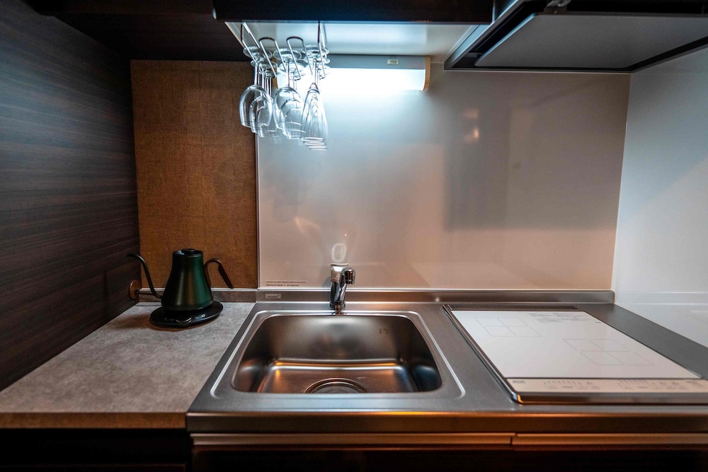 スタンダード ルーム 禁煙 専用キッチン0 | Kyoto Toji Suites & Residence