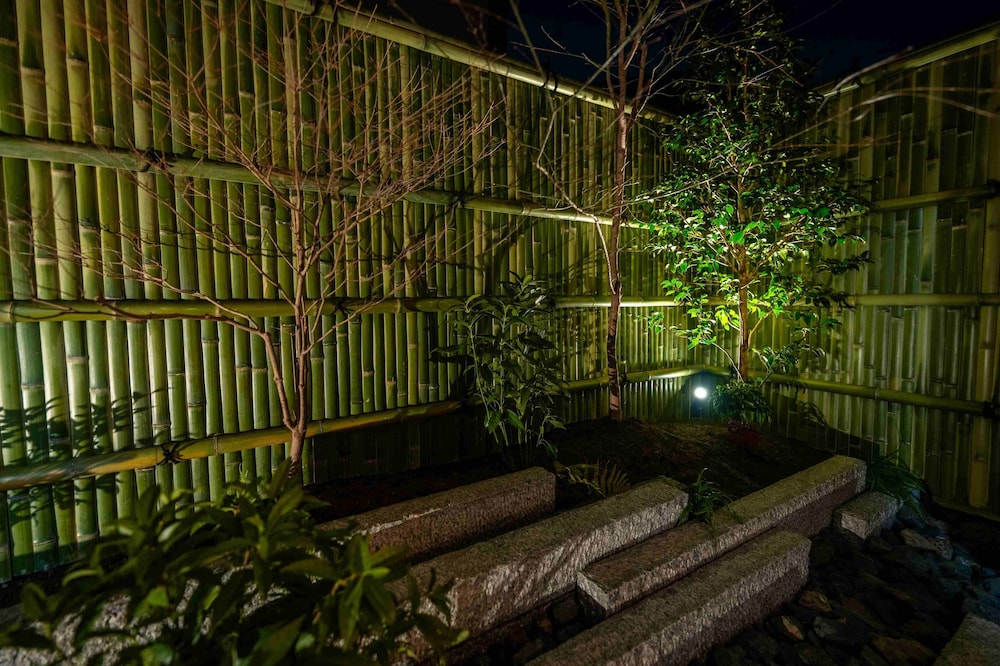 プレミアムルーム ガーデン付き 禁煙 ガーデン ビュー2 | Kyoto Toji Suites & Residence