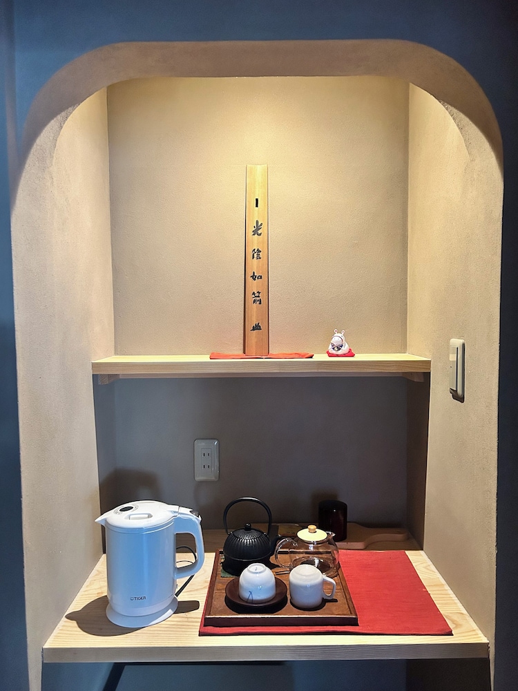 和風ツインルーム 内装2 | 旅館松前