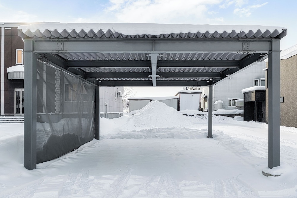 駐車場1 | THE VELLMORE 駐車場1 | THE VELLMORE