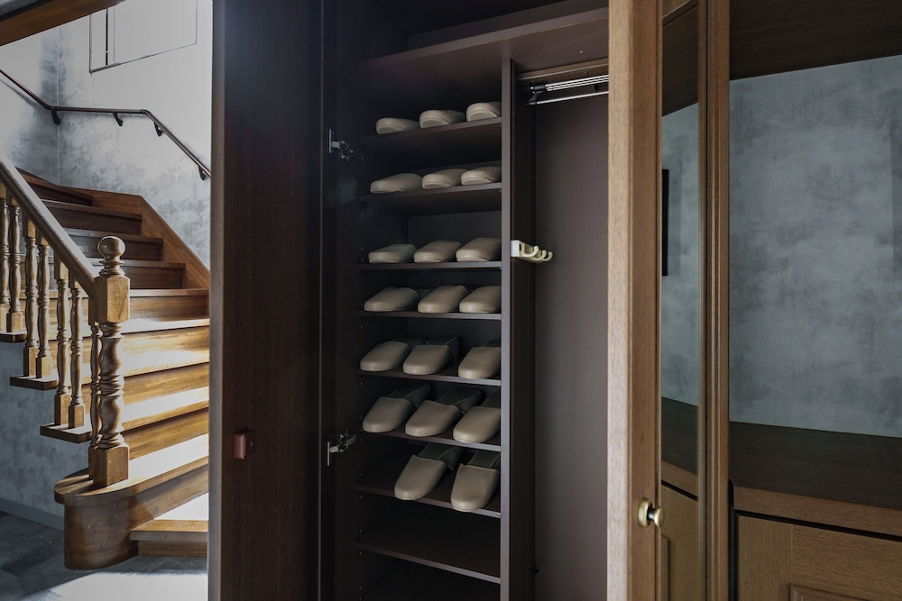 アパートメント 内装1 | THE HALCYON