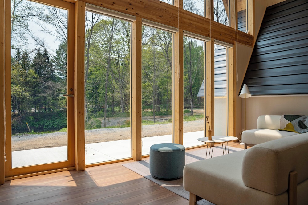 内装1 | エルサルスツ