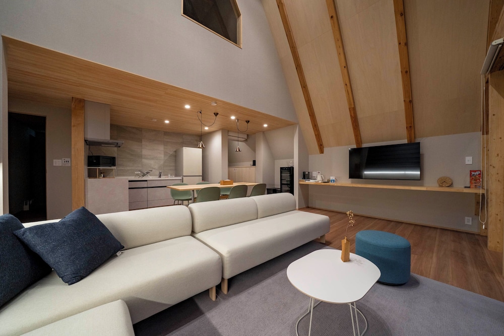 客室1 | エルサルスツ