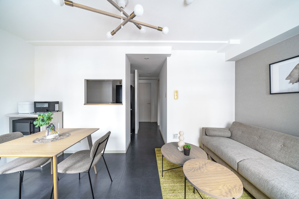 アパートメント リビング エリア1 | BELLE NEIGE 301