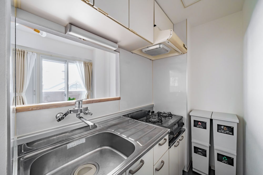 アパートメント 専用キッチン1 | BELLE NEIGE 301