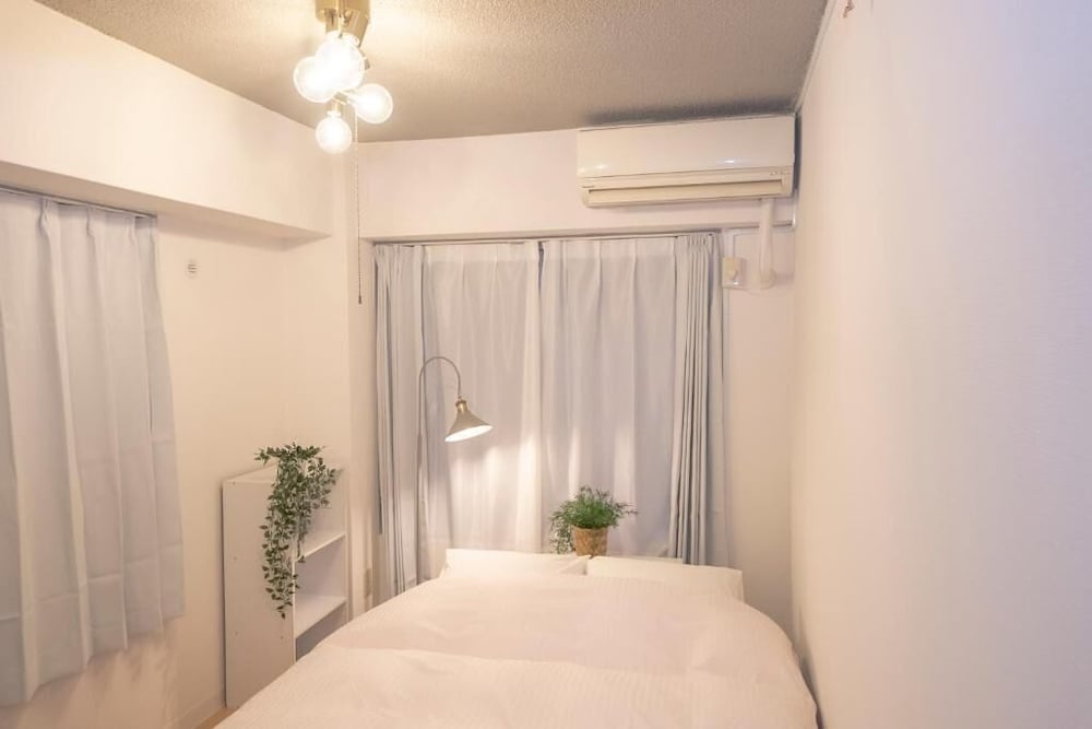 エコノミー 4 人部屋 バルコニー シティビュー | 花宿新宿