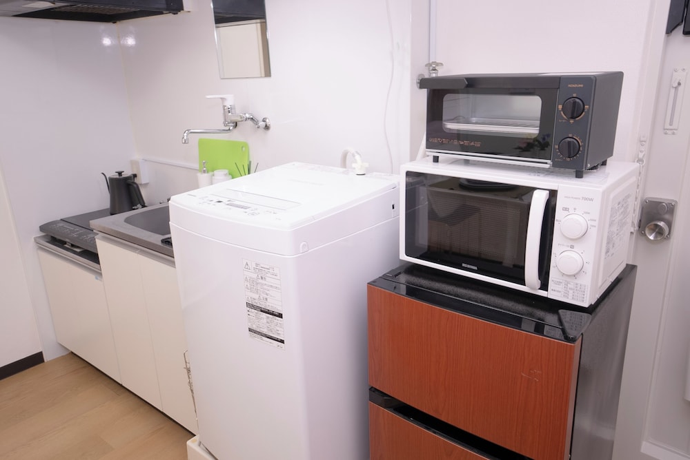 ベーシック トリプルルーム バルコニー シティビュー 専用キッチン0 | 花宿新宿