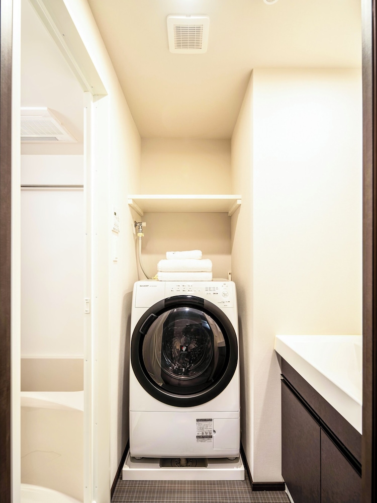 Premier One-Bedroom Apartment バスルーム2 | Section L Akihabara