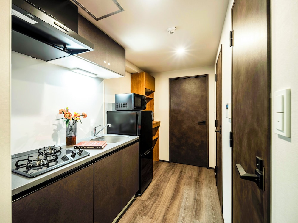Premier One-Bedroom Apartment 専用キッチン0 | Section L Akihabara