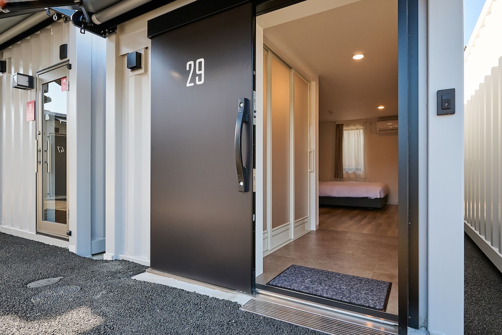 ダブルルーム バリアフリー 禁煙 (23時以降のチェックインはできませんのでご注意ください) | HOTEL R9 The Yard 丹波