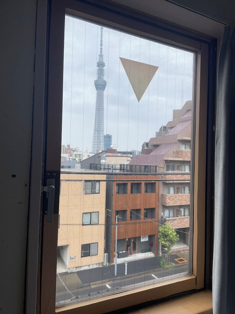 ダブルルーム 禁煙 シティビュー 内装0 | Stay Work Asakusa Guesthouse