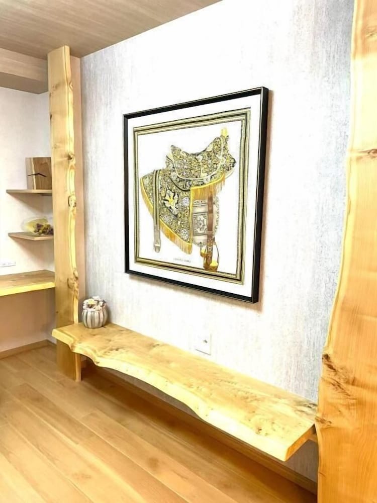 コンフォート ハウス 2 ベッドルーム バルコニー シティビュー 内装2 | ZenKyoto