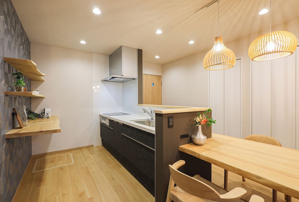 コンフォート ハウス 2 ベッドルーム バルコニー シティビュー 専用キッチン0 | ZenKyoto