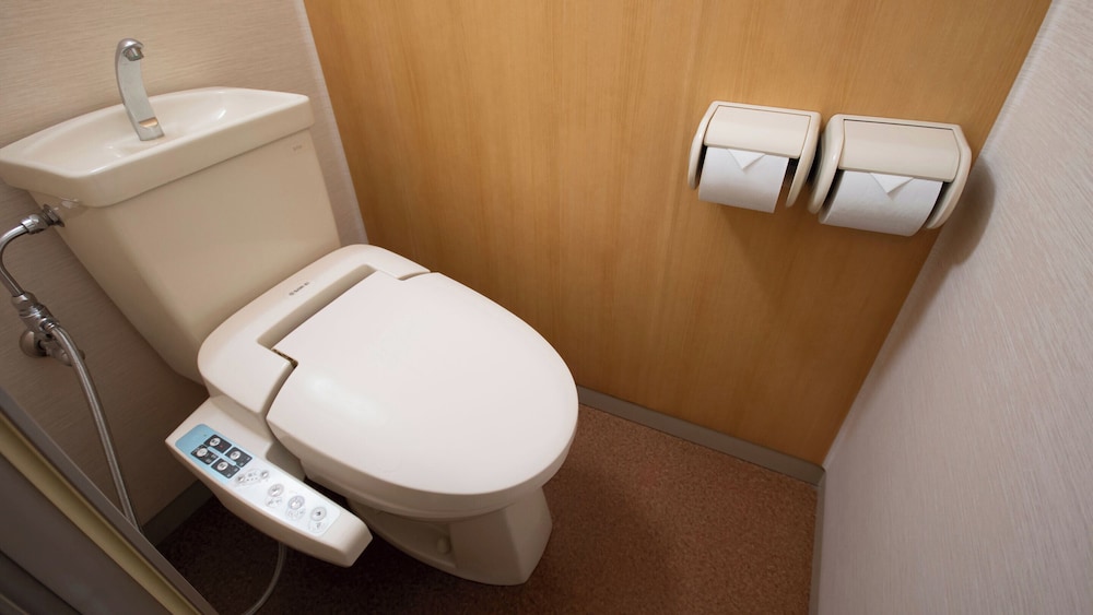 [禁煙] スタンダード和ベッドツイン18畳 内風呂あり(さつき館) 客室1 | 大江戸温泉物語 Premium 岩手花巻