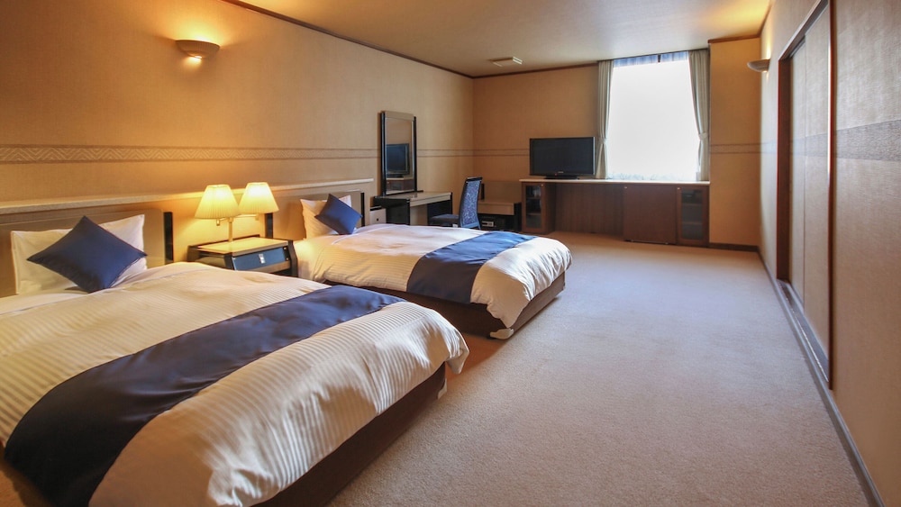 [禁煙] スーペリア和洋室ツイン シャワーのみ(別棟) | 大江戸温泉物語 Premium 岩手花巻