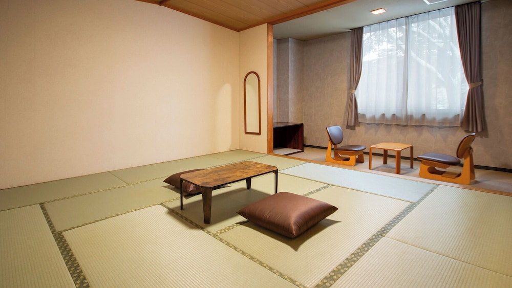 [禁煙] スタンダード和室12.5畳 内風呂あり(楓館) | 大江戸温泉物語 Premium 岩手花巻