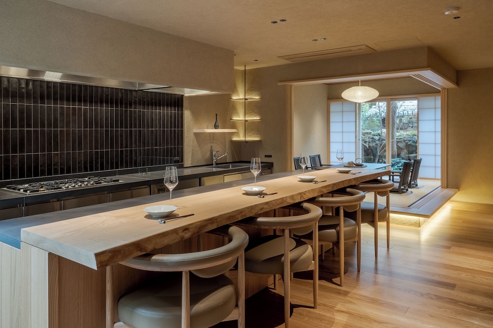 タウンホーム ガーデンビュー 専用キッチン1 | 季楽 邸 清水