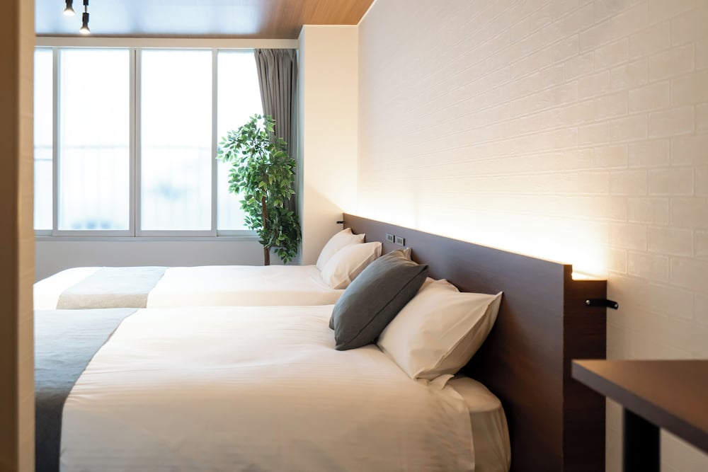 ツインルーム 客室13 | Urban Stay LC12 Bankan