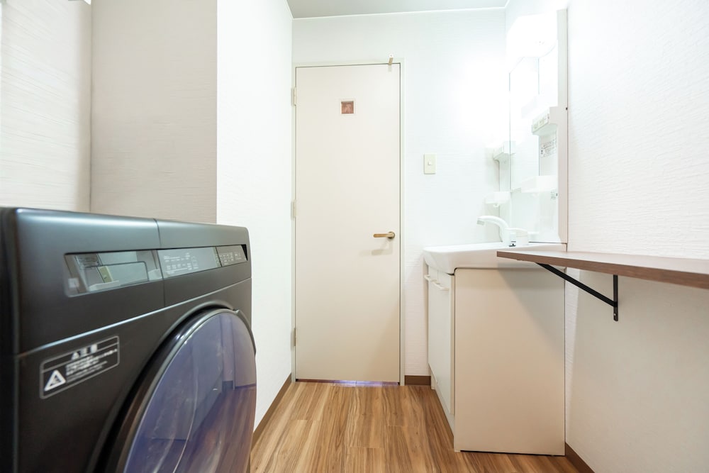 ツインルーム バスルーム2 | Urban Stay LC12 Bankan