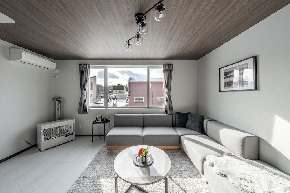 メインイメージ | HILLS NISEKO E