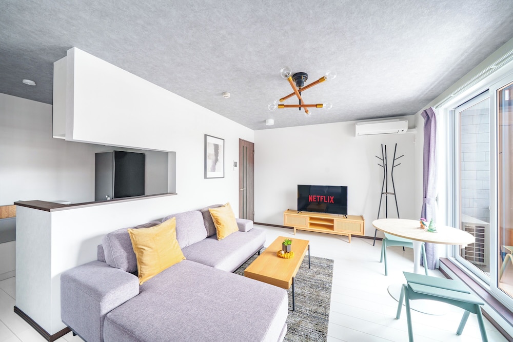 アパートメント リビング エリア1 | HILLS NISEKO 206