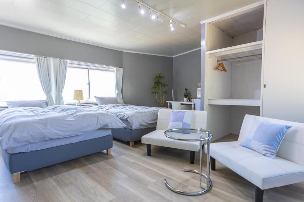 コンフォート トリプルルーム ベッド (複数台) シティビュー 客室4 | HABi-Wakaura