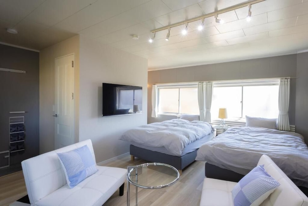 コンフォート トリプルルーム ベッド (複数台) シティビュー 客室1 | HABi-Wakaura