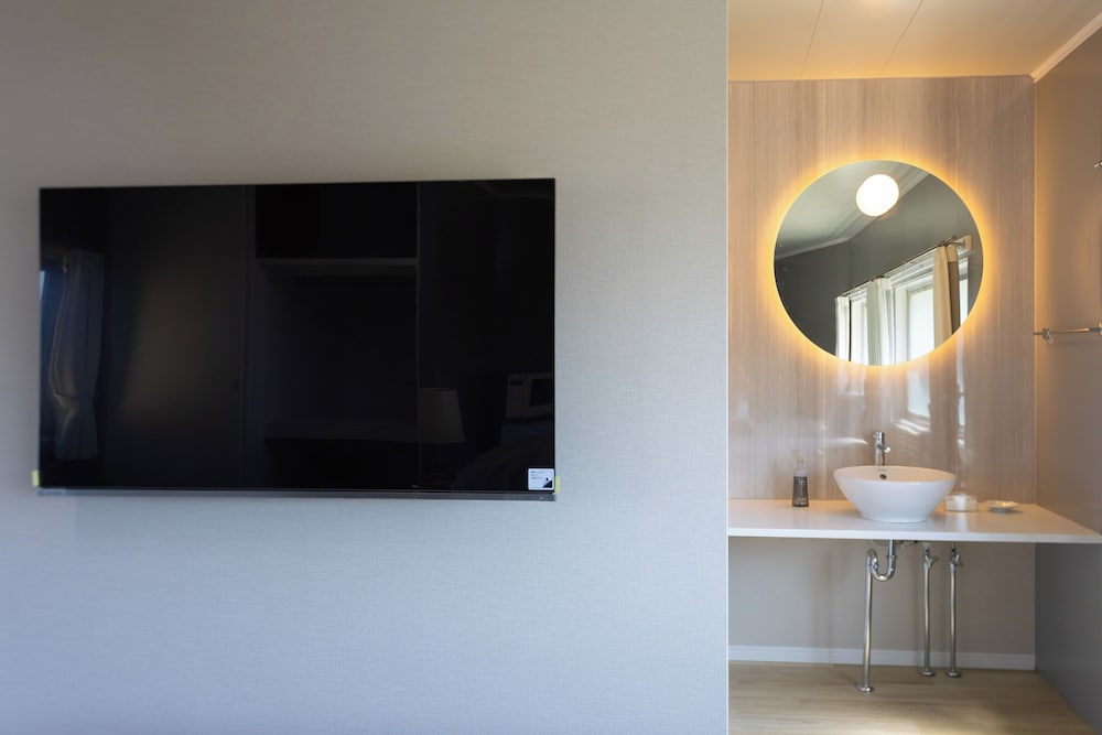 コンフォート トリプルルーム ベッド (複数台) シティビュー 客室9 | HABi-Wakaura